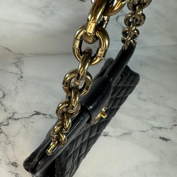 Chanel Frame Shoulder Bag CC Distressed Quilted Leather Black/Gold Thick Chain - Picture 10 of 16